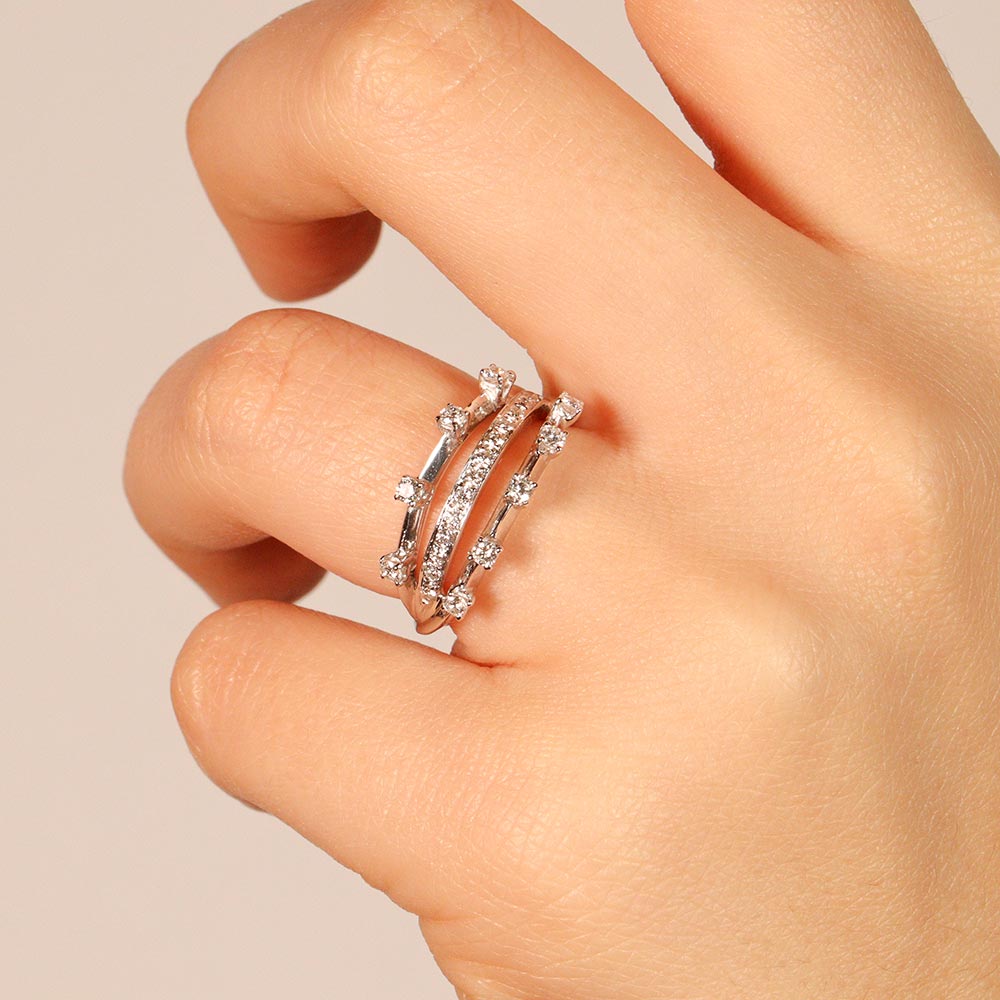 Anello pieno di best sale diamanti