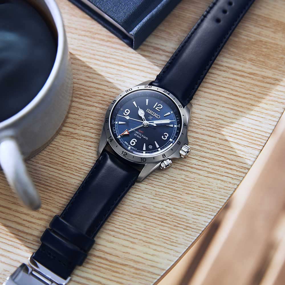 Seiko SPB377J1 Prospex Alpinist Automatik GMT 39,45 mm