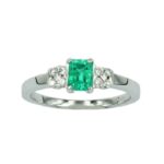 Solitary Emerald Ring